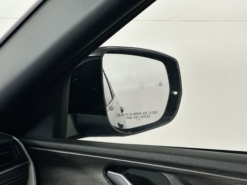 Certified 2025 Jeep Grand Cherokee L Limited w/ Luxury Tech Group II image 28