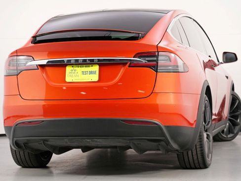 Used 2020 Tesla Model X Long Range image 5