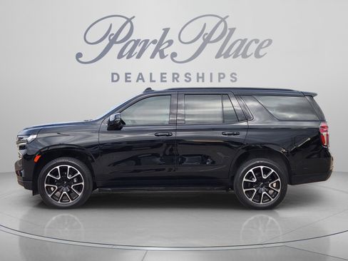Used 2021 Chevrolet Tahoe RST w/ Luxury Package RWD image 2