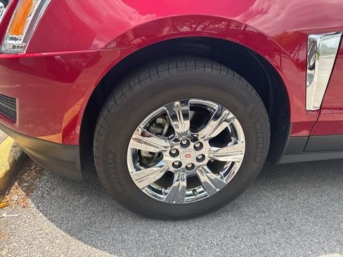 Used 2014 Cadillac SRX Luxury w/ Driver Awareness Package FWD image 6