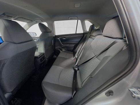 Used 2025 Toyota RAV4 XLE FWD image 29