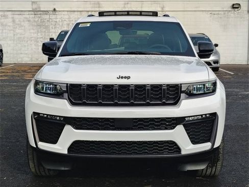 New 2026 Jeep Grand Cherokee Limited image 37