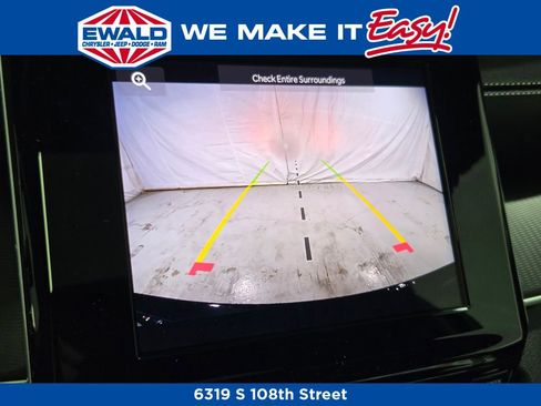 New 2025 Jeep Grand Cherokee Laredo X image 2