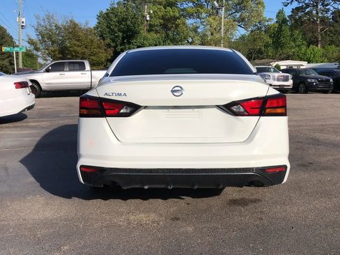 Used 2022 Nissan Altima 2.5 S image 7