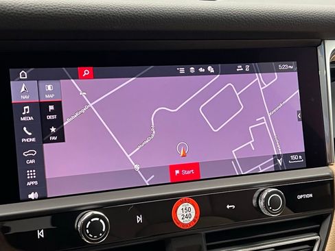 Used 2026 Porsche Macan image 13