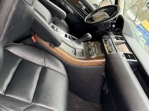 Used 2012 Land Rover Range Rover Sport HSE image 18