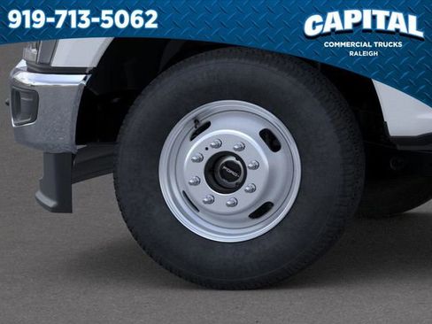 New 2026 Ford F350 XL w/ XL Chrome Package image 19