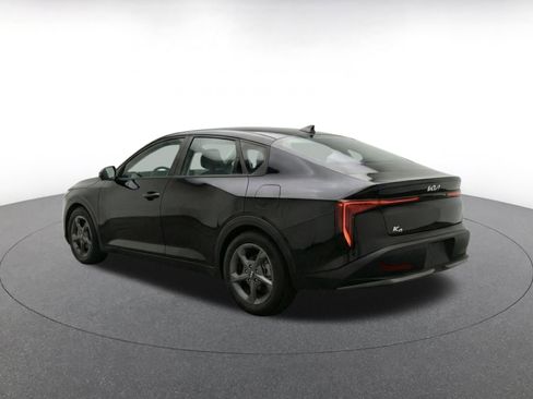 Used 2025 Kia K4 FWD image 7