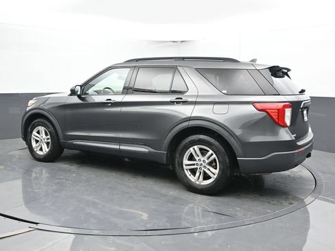 Used 2020 Ford Explorer XLT w/ Comfort Package AWD/4WD image 9