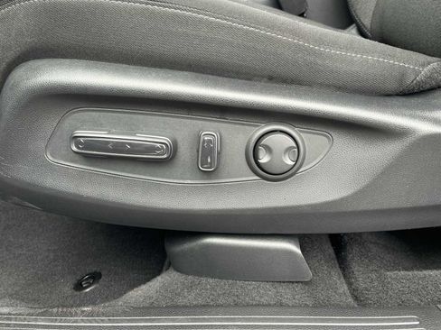 Used 2024 Honda CR-V EX image 14