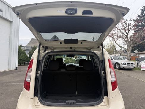 Used 2012 Kia Soul FWD image 28
