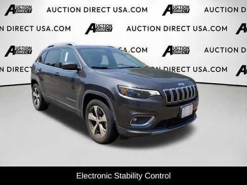 Used 2019 Jeep Cherokee Limited AWD/4WD image 5