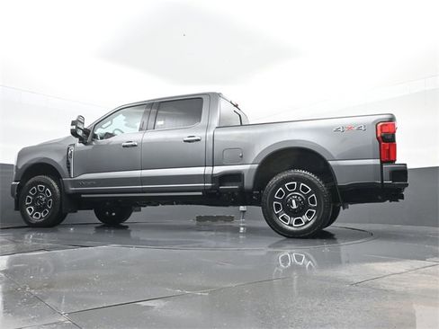 Used 2024 Ford F350 Platinum image 26
