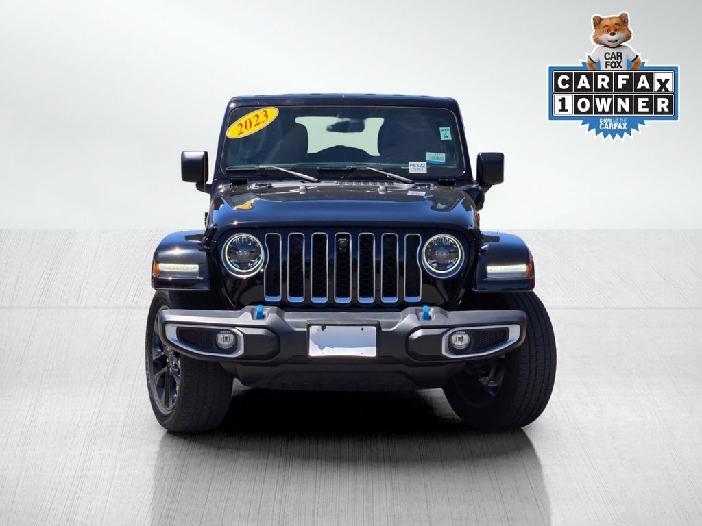 Used 2023 Jeep Wrangler Unlimited Sahara w/ Cold Weather Group AWD/4WD image 2