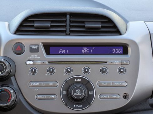 Used 2009 Honda Fit image 22