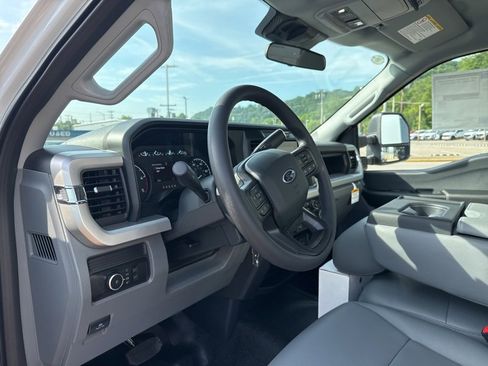 New 2025 Ford F550 XL image 12