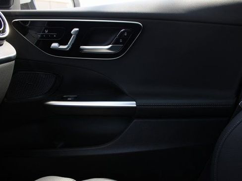 New 2025 Mercedes-Benz C 300 4MATIC Sedan image 29