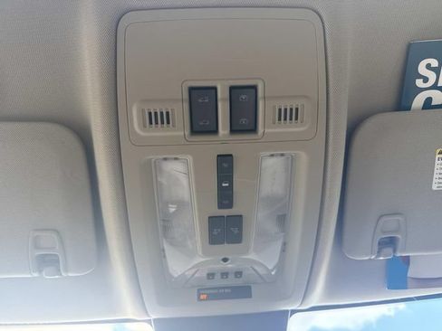 Used 2012 Cadillac SRX Performance FWD image 45