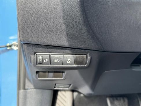 Used 2026 Toyota Corolla Cross XLE w/ Black Badges Package (TMS) image 18