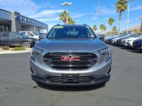 Used 2019 GMC Terrain SLE w/ Driver Convenience Package image 9