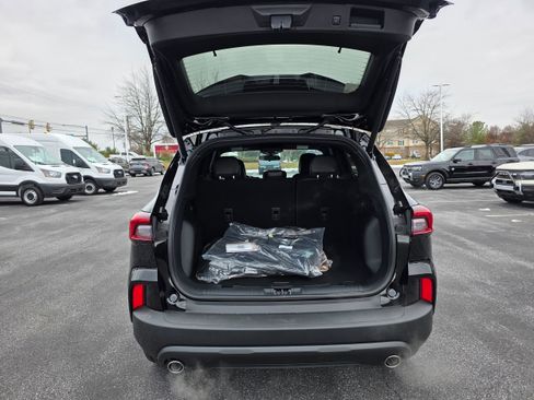 New 2026 Ford Escape ST-Line Select AWD/4WD image 16