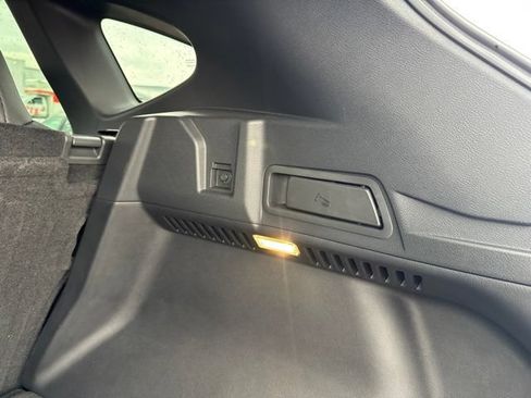 Certified 2025 Nissan Murano SV AWD/4WD image 23