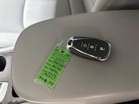 Used 2022 Chevrolet Malibu LS FWD image 28