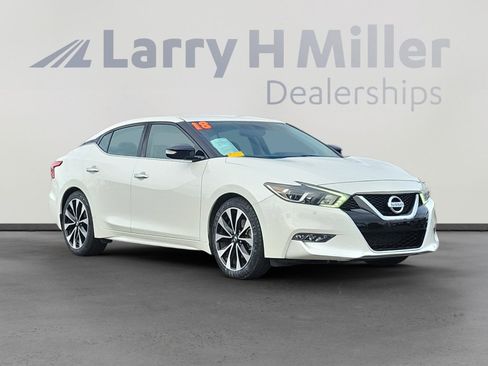 Used 2018 Nissan Maxima SR image 8