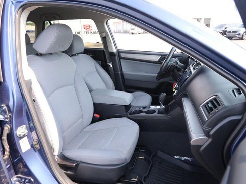 Used 2019 Subaru Outback 2.5i Premium w/ Popular Package #2 AWD/4WD image 40