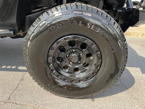 Used 2013 Jeep Wrangler Unlimited Rubicon AWD/4WD image 22