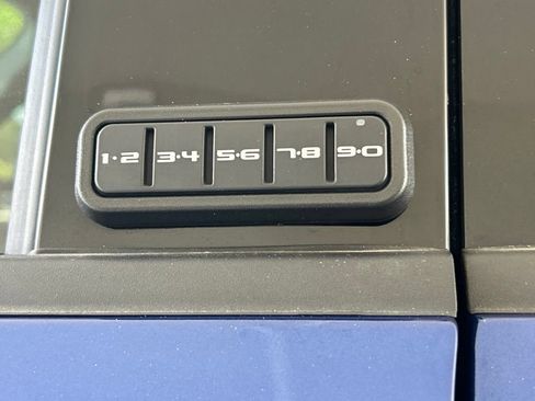Used 2026 Ford F350 Lariat w/ Lariat Ultimate Package AWD/4WD image 19