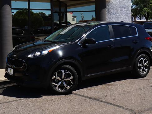 Used 2022 Kia Sportage LX FWD image 3