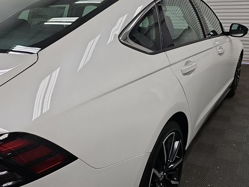 New 2026 Honda Accord Touring image 9