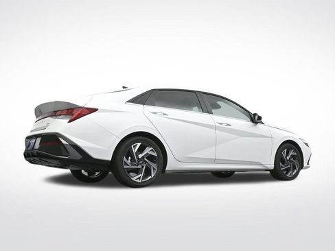 New 2026 Hyundai Elantra Limited FWD image 14