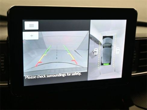 Used 2023 Ford Explorer ST-Line w/ Class IV Trailer Tow Package image 27