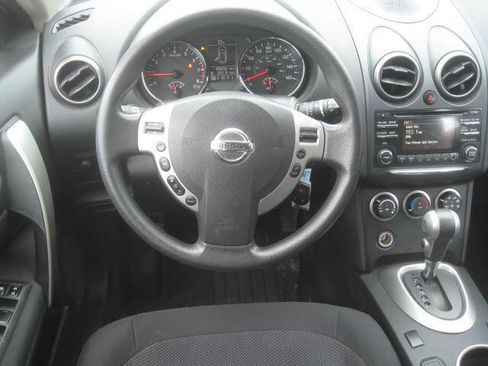 Used 2014 Nissan Rogue S w/ Convenience Package AWD/4WD image 15