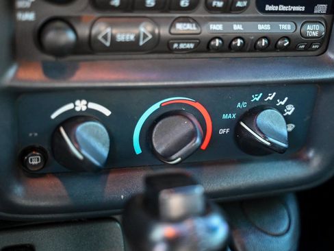 Used 1997 Chevrolet Camaro Z28 image 71