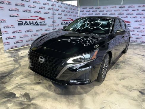 Used 2026 Nissan Altima 2.5 SV FWD image 2