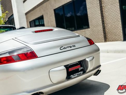 Used 2002 Porsche 911 Cabriolet image 26