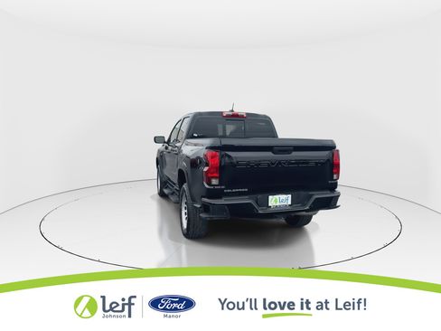 Used 2024 Chevrolet Colorado W/T w/ Technology Package image 7