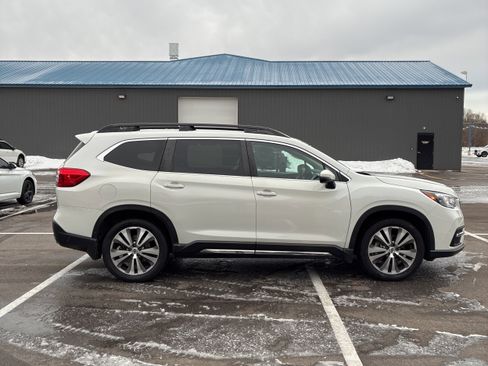 Used 2021 Subaru Ascent Limited w/ Technology Package image 5