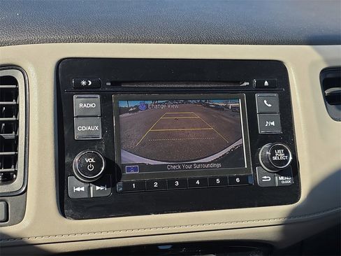 Used 2017 Honda HR-V LX image 20