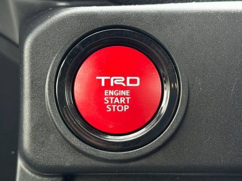 Certified 2025 Toyota Tacoma TRD Sport AWD/4WD image 35