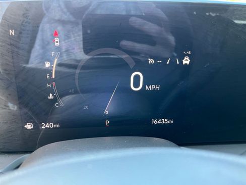 Used 2025 Buick Encore GX Preferred image 39