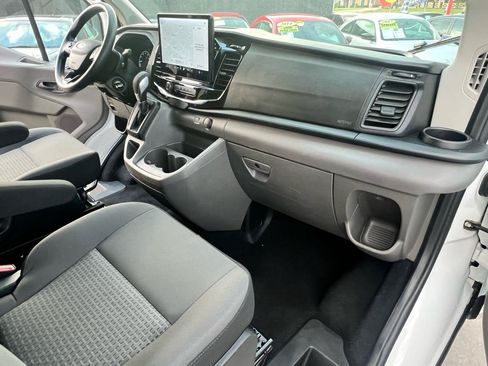 Used 2025 Ford Transit 350 XLT RWD image 24