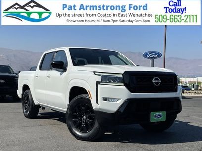 Used 2023 Nissan Frontier SV w/ Midnight Edition Package