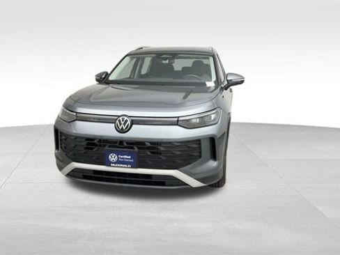 Certified 2025 Volkswagen Tiguan S AWD/4WD image 7