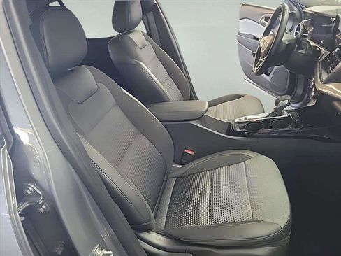 Used 2024 Chevrolet Trax LT w/ Driver Confidence Package image 25