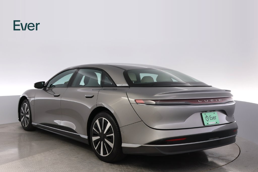 Used 2024 Lucid Air Touring AWD/4WD image 17