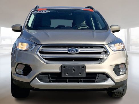Used 2018 Ford Escape SE image 3